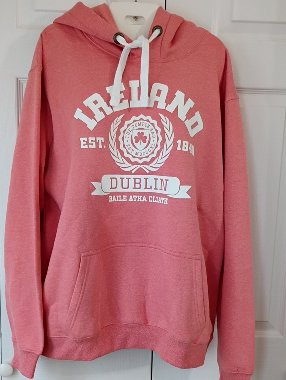 Temple Bar Trading Co. Hoodie Ireland Dublin Graphic Hoodie Coral Pink Size XL